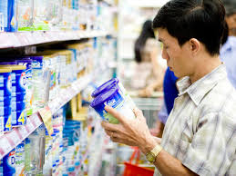 Tín hiệu vui khi giá sữa giảm